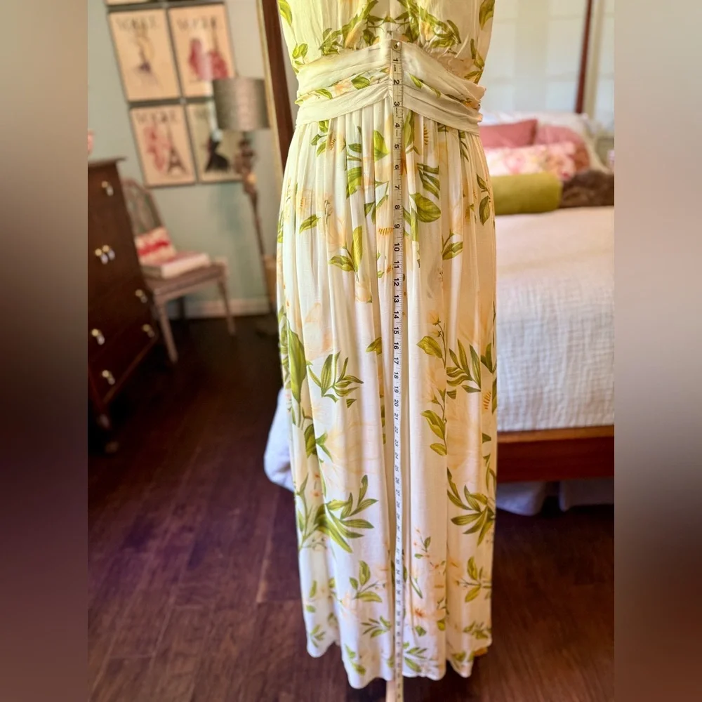 FARM Rio Cream Halter Tie Maxi Dress - Picture 8 of 10